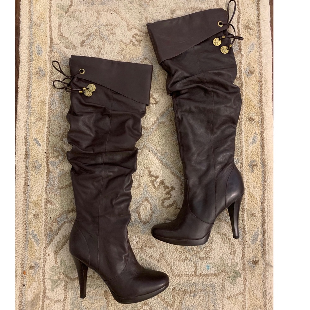 Jessica Simpson brown heel boots